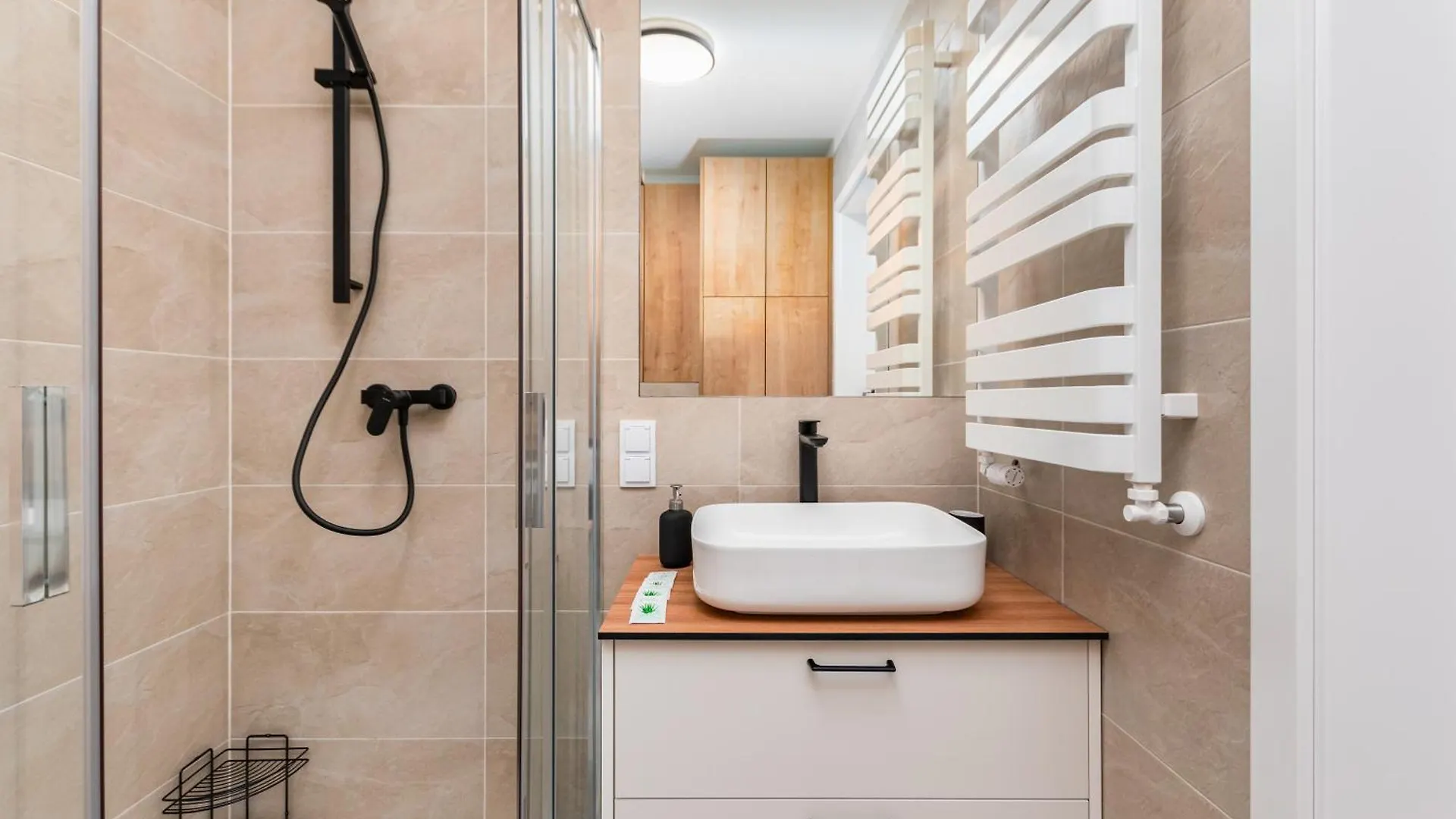Grzybowska 37 - A By Homeprime Warsaw Poland