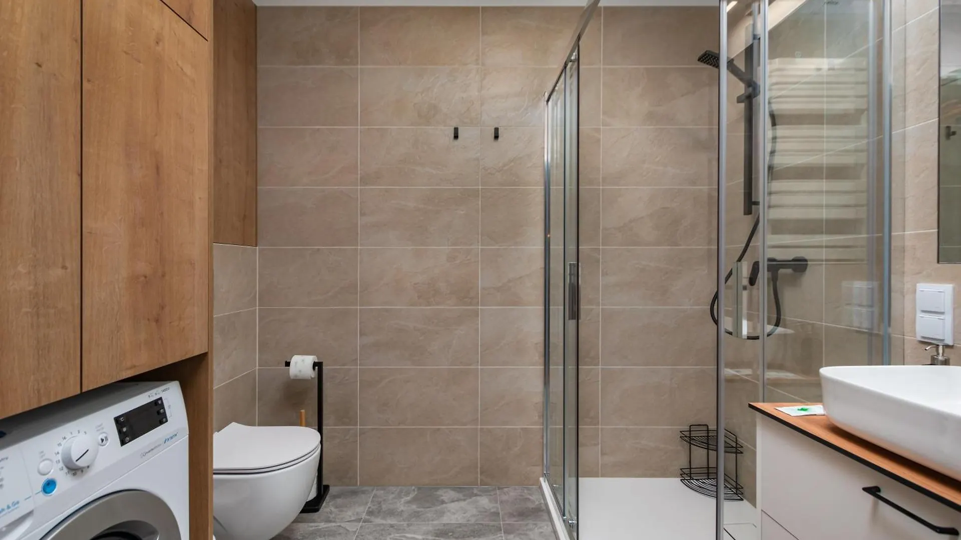 Apartment Grzybowska 37 - A By Homeprime Warsaw